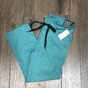 Aeropostale Active Crop Legging